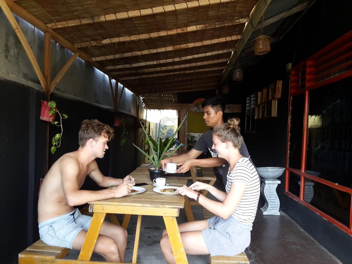 מדאן Kuala Namu Guest House מראה חיצוני תמונה
